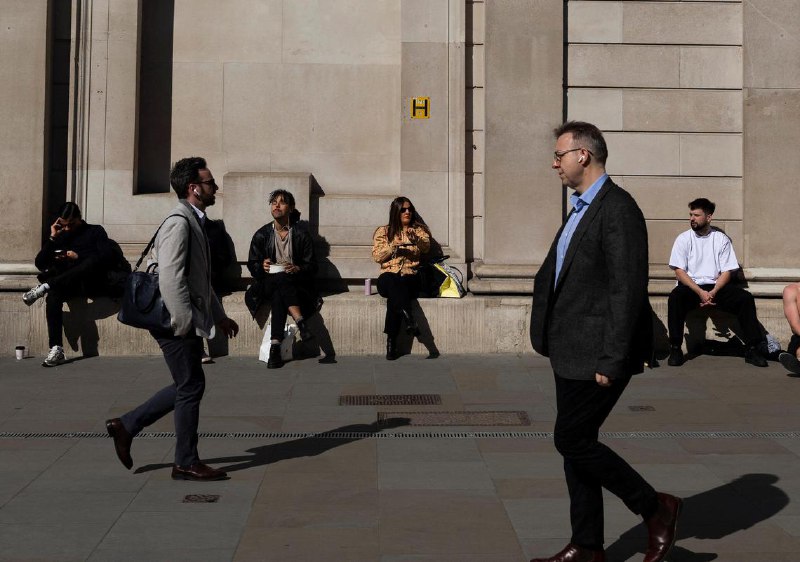 研究：男性寿命比女性短四年 英格兰拟推动男性健康计划研究数据显示，男性相较女性更容易过早死亡