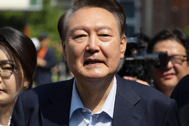 涉尹锡悦夫妇介入公荐案 京畿道议员被发现身亡因牵涉韩国前总统尹锡悦夫妇介入国民力量党内公荐案，正在接受检方调查的前京畿道议会议员崔虎被发现身亡