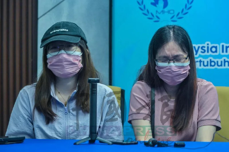 马国青年出国“实习”受骗至柬埔寨 诈骗团伙勒索近13万元一名20岁的马来西亚青年误信友人，以为出国“实习”能赚大钱，结果被卖到柬埔寨波贝（Poipet）诈骗园区，不仅惨遭毒打，诈骗团伙更勒索10万美元（约12万9600新元）