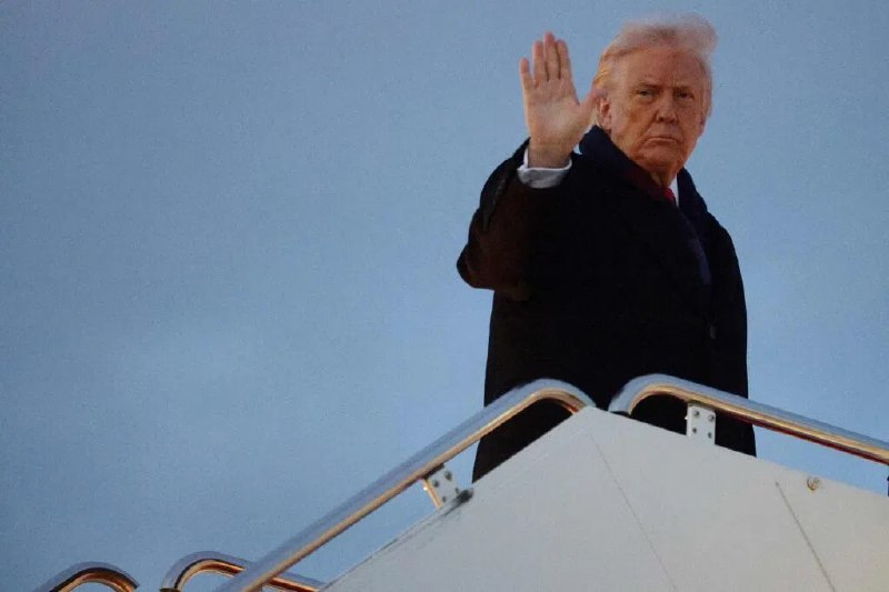 特朗普批评欧洲领导人“软弱” 称俄罗斯比乌克兰占上风美国总统特朗普说，俄罗斯在乌克兰的战争中占了更强大的军事优势，他也批评欧洲领导人“软弱”，只会空谈，并暗示美国可能会缩减对乌克兰的支持