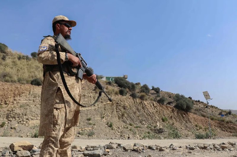 巴基斯坦阿富汗同意建立监督核查机制 以维护和平土耳其外交部说，巴基斯坦和阿富汗在伊斯坦布尔会谈时，同意建立一个监督和核查机制，以维护和平，并对违规方施加惩罚