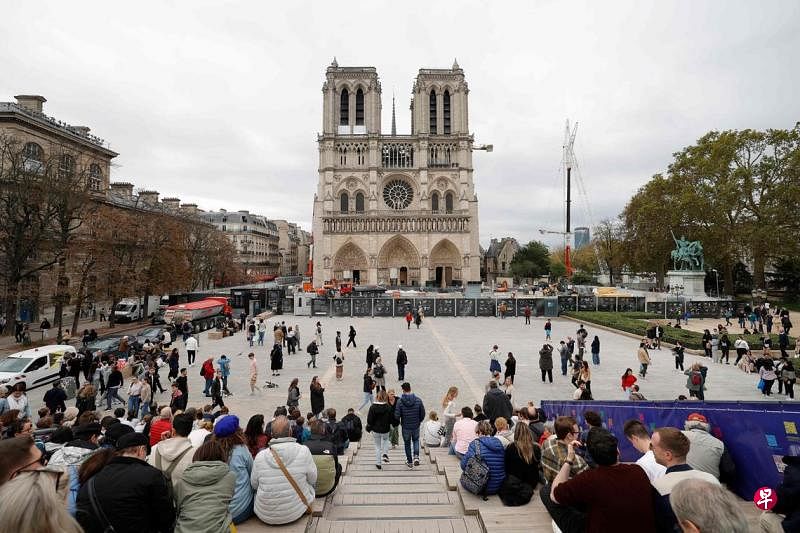 法国新生儿数量写历史新低 人口老龄化加剧财政压力据法国统计局最新数据显示，2023年法国新生儿数量降至67.78万人，同比下降6.6%，写二战以来年度新低，也是自20世纪70年代婴儿潮结束以来的最大降幅