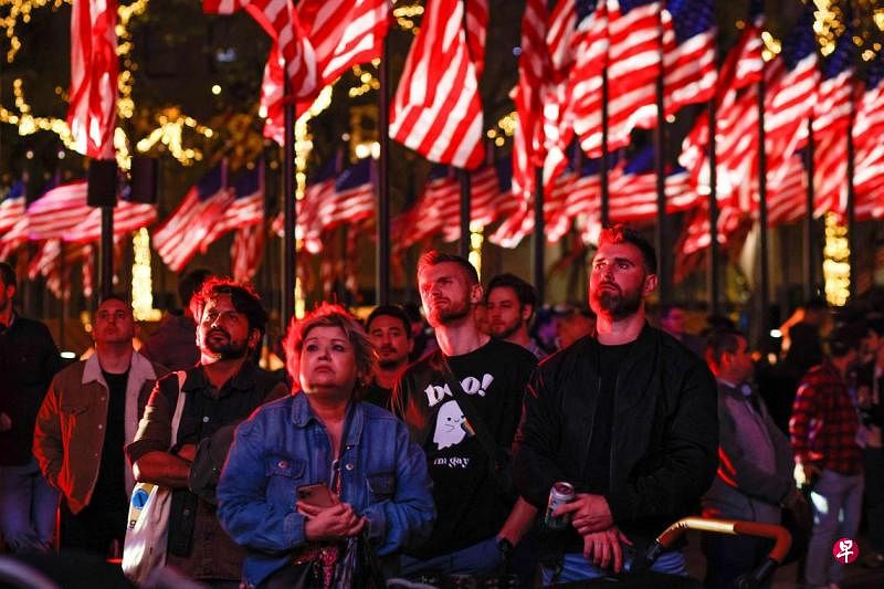 【美国选举】共和党赢得参议院控制权 掌握政策之争影响力美国共和党赢得参议院控制权，共和党候选人特朗普的政治伙伴接连获胜，为共和党在明年的税收和政府支出的博弈中赢得了强有力的影响力