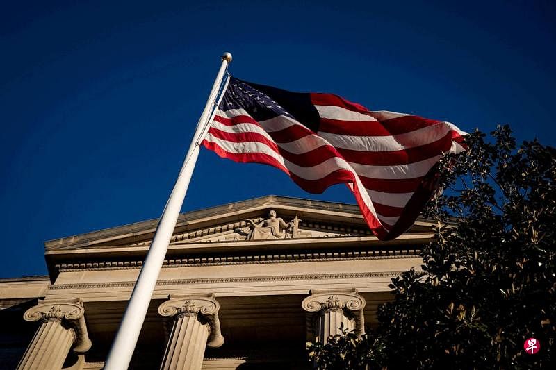 白宫：美促成中国释放遭拘留的三名美国人美国已促成中国释放遭拘留的三名美国人，美国早前指中国错误拘留他们多年