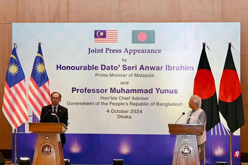 安华计划接纳1万8000名孟加拉劳工马来西亚首相安华访问孟加拉时宣布，计划允许错过向马来西亚申请工作准证日期的1万8000名孟加拉劳工入境