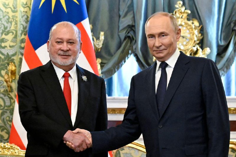 马国元首访俄会晤普京马来西亚国家元首苏丹依布拉欣星期三（8月6日）在克里姆林宫与俄罗斯总统普京会谈