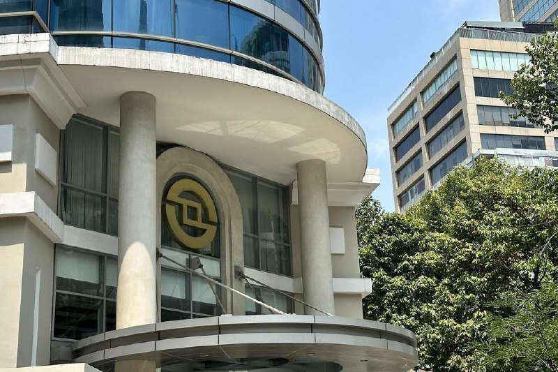 越南政府誓言打击假冒商品和贸易欺诈越南政府在一份声明中说，总理范明政星期三（5月14日）敦促越南反假冒工作组制定新的方法来打击假冒商品、贸易欺诈和走私活动