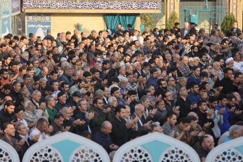 伊朗因严重干旱启动人工降雨作业伊朗官方媒体报道称，该国正面临数十年来最严重的干旱，当局已启动人工增雨作业以诱导降雨