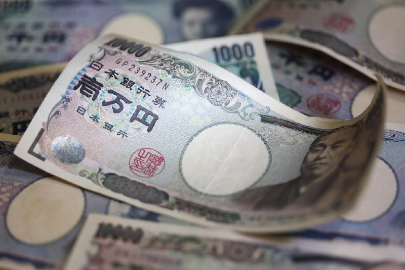 日本首相石破茂辞职后 日元兑新元跌0.18%政治不确定性让日元星期一（9月8日）全面走弱