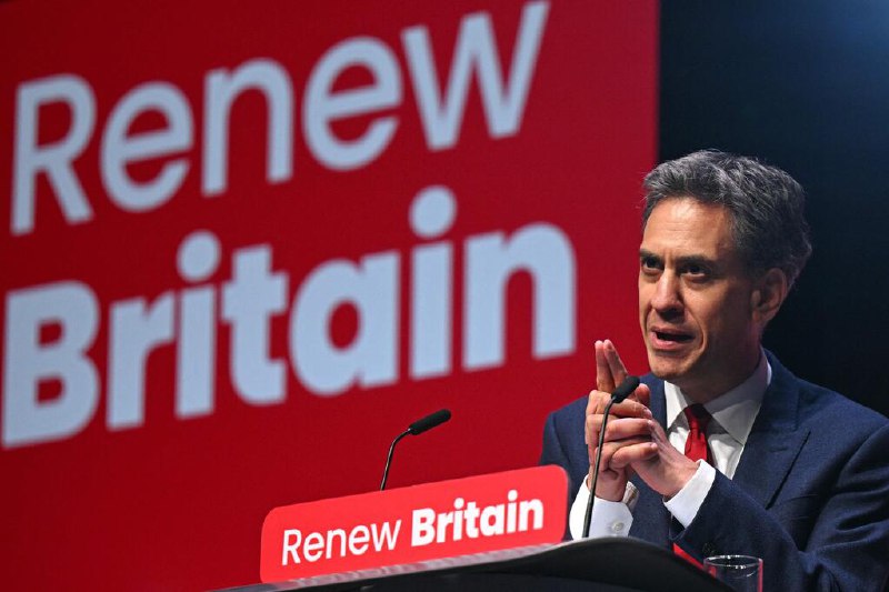 英国工党政府拟永久禁用水力压裂技术英国能源部长米利班德说，鉴于水力压裂法对环境的影响，工党政府计划永久禁止这种极具争议的化石燃料开采技术