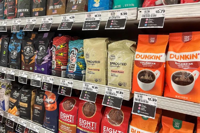 美国与中南美洲四国达成框架协议美国与中南美洲国家阿根廷、厄瓜多尔、萨尔瓦多、危地马拉达成贸易框架协议，并将取消对这几个国家的部分食品和其他商品的进口关税，它们也将向更多美国农产品和工业品开放市场