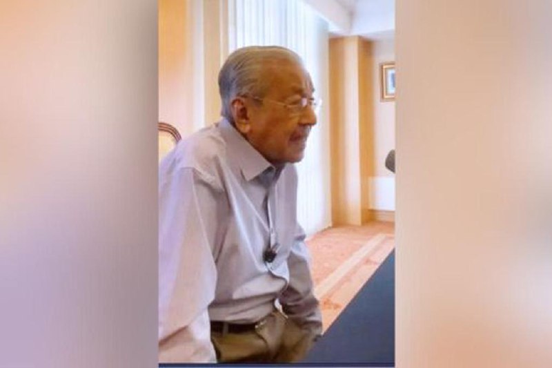 马哈迪指安华特赦无效 总检察署：开会时你在场马来西亚总检察署驳斥前首相马哈迪指首相安华2018年5月获得特赦并不合法的说法