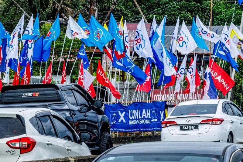 沙巴州选：2.4万军警提前投票马来西亚第17届沙巴州选举的58个提前投票中心，星期二（11月25日）上午8时起同步开放，让2万4426名选民提前投票