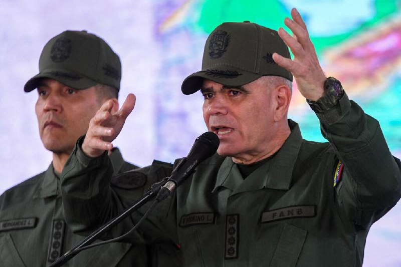 委内瑞拉发现五架战斗机在海岸附近“挑衅”委瑞内拉在海岸附近发现五架战斗机，委瑞内拉国防部长洛佩斯称之为来自美国的威胁