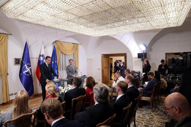 北约秘书长呼吁各成员国提高国防投入北约秘书长吕特在斯洛文尼亚首都卢布尔雅那说，欧洲盟国和加拿大正致力于缩小与美国在国防投入上的差距