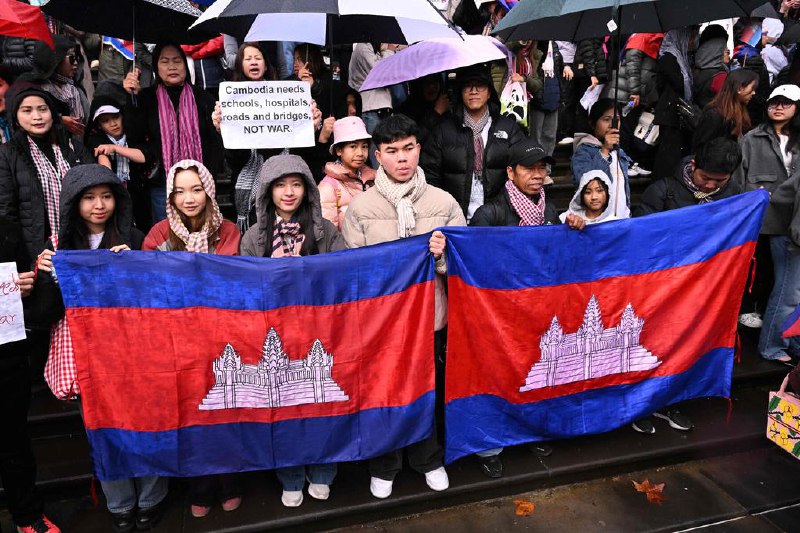 泰执政党：泰柬冲突无关领袖个人恩怨泰国和柬埔寨边境局势持续紧张，执政为泰党否认两国边境争端源于达信和洪森家族之间的个人或政治竞争，而是将冲突归咎于柬方对泰国打击柬埔寨电诈中心感到不满