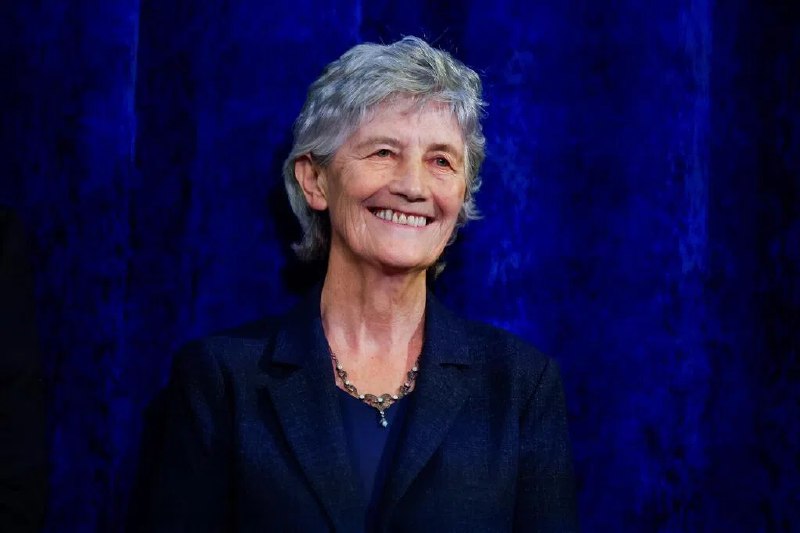 独立候选人康诺利压倒性当选爱尔兰第10任总统爱尔兰总统选举中，独立候选人康诺利以63.36%的得票率获胜，以压倒性胜利当选为第10任总统