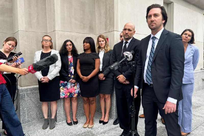 美联邦地区法官再次阻止特朗普政府限制“出生公民权”美国新罕布什尔州首府康科德市的联邦地区法官约瑟夫·拉普兰星期四（7月10日）做出判决，再次阻止特朗普政府限制“出生公民权”