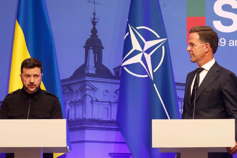 波兰罗马尼亚立陶宛：北约东翼支持乌克兰加入波兰、罗马尼亚和立陶宛领导人在星期一（6月2日）举行的B9峰会和北欧国家峰会后说，北欧、波罗的海和中欧北约成员国致力于乌克兰加入北约
