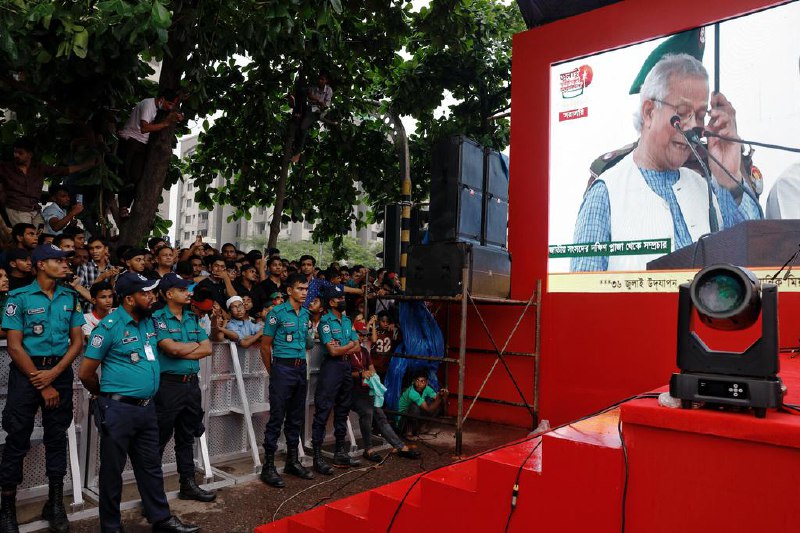 孟加拉临时领导人：明年2月将举行政变后首次选举孟加拉临时领导人尤努斯说，自去年大规模起义推翻政府以来，孟加拉将于明年2月首次举行选举