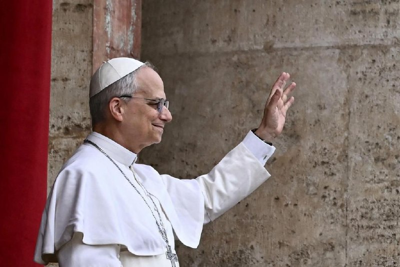 新教宗良十四世首次演讲 呼吁世界“不要战争”罗马天主教新任教宗良十四世（Pope Leo XIV）自就任以来首次在梵蒂冈圣彼得广场向民众发表主日讲话，呼吁世界主要大国“不再战争”