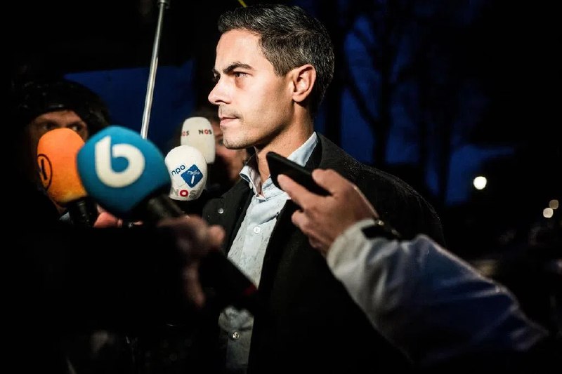 荷兰格罗宁根发生3.4级地震荷兰北部城市格罗宁根发生3.4级地震，目前无人员伤亡报告