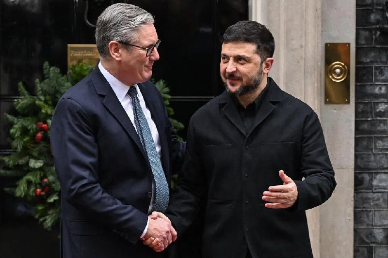 泽连斯基：乌将向美国提交修订版20点和平方案乌克兰星期二（12月9日）将向美国提交一份旨在结束俄乌战争的修订版和平方案