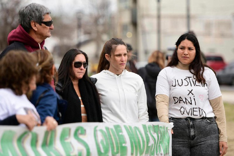 阿根廷医用芬太尼受污染 87人死亡阿根廷就医疗芬太尼污染事件进行的司法调查显示，阿根廷至少有87人在医院因服用受细菌污染的芬太尼（fentanyl）而死亡，另有九个人的死亡原因仍在确定