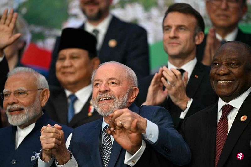 欧洲领导人不满巴西提前发布G20联合宣言消息人士透露，参与二十国集团（G20）峰会的欧洲领导人对G20峰会主席巴西总统卢拉匆匆结束对乌克兰问题的讨论，并提前一天发布联合宣言深感不满