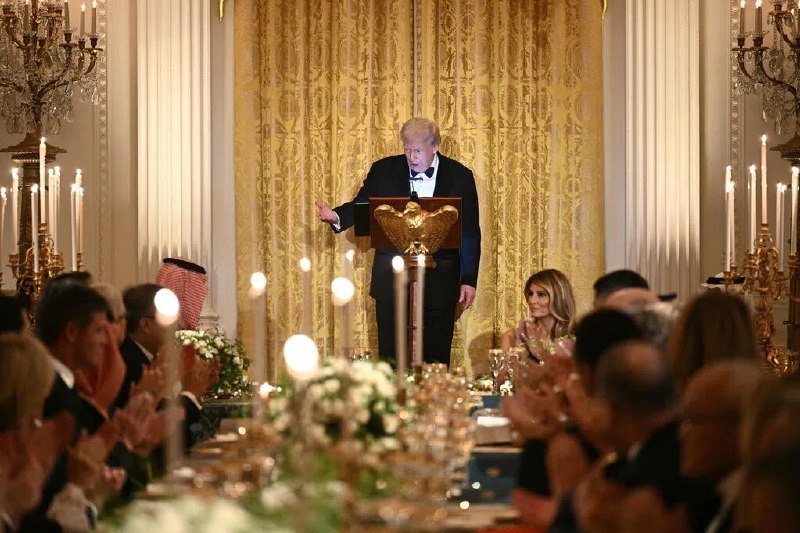 特朗普指定沙特为美国“非北约主要盟友”美国总统特朗普宣布指定沙特阿拉伯为美国的“非北约主要盟友”