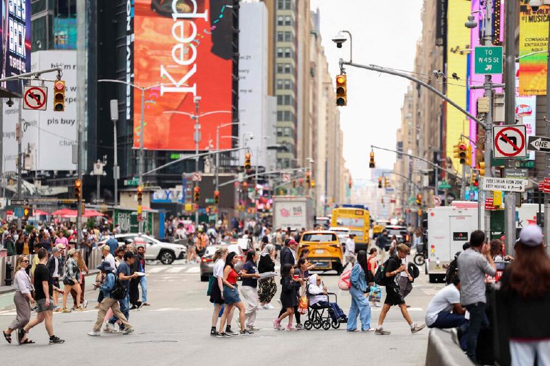 美国商业活动降温 销售价格涨势放缓美国9月商业活动扩张速度为三个月来最慢，而需求降温限制了企业提高价格和抵消关税的能力