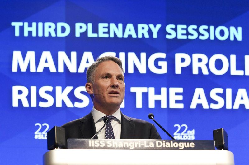 澳洲防长促中国提升军事透明度澳大利亚副总理兼国防部长马尔斯呼吁中国在军事现代化和部署方面提高透明度