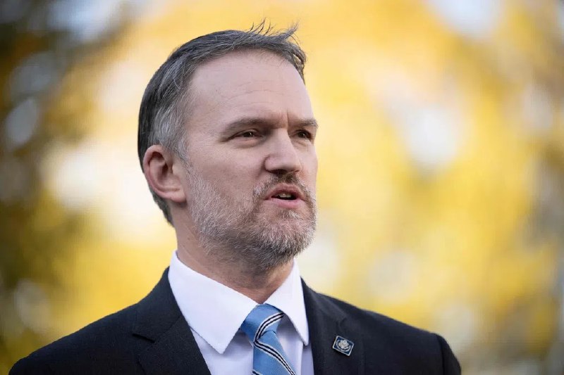 美国推进“特习会”承诺 拟暂停对华海事惩罚措施美国政府正落实总统特朗普在与中国国家主席习近平达成临时贸易协议中、承诺的一项关键让步，准备暂停实施针对中国造船业的一系列惩罚性措施