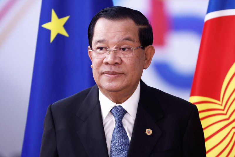 达信指洪森指挥柬军袭击 泰方有正当理由实施报复泰国和柬埔寨军队在边境主权争议地区再次交火，泰国前首相达信指责柬埔寨前首相指挥这次袭击，泰国有正当理由进行军事报复