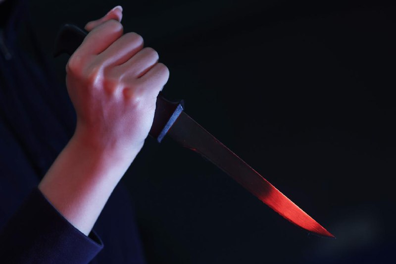 马国雪州夫妻起冲突 妻子捅死丈夫马来西亚雪兰莪州一对夫妻因误会起冲突，妻子一时失控将丈夫捅死