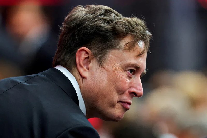 马斯克呼吁投资者批准其万亿薪酬方案全球首富马斯克星期三（10月22日）在特斯拉财报电话会议中，恳请投资者批准他的万亿美金薪酬方案，并猛烈抨击了反对这项计划的股东顾问公司