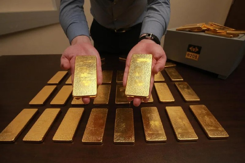 中美摩擦加剧 金价升至4227美元再创新高中美摩擦加剧，以及投资者押注美国联邦储备局将继续推行货币宽松政策直至年底，支持了对黄金的需求，带动黄金价格再度上涨至纪录高位