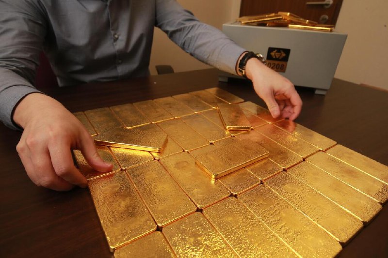 摩根大通：黄金明年中料升至最高4150美元美国联邦储备局主席鲍威尔星期二（9月23日）发言中，没有透露会否在下月支持降息以及明确降息时间表