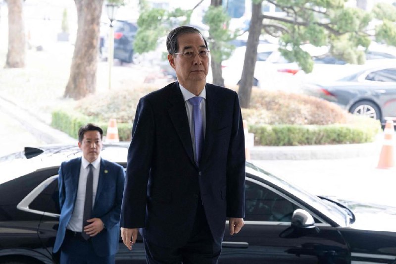 韩国代表团启程赴美 出席2+2贸易谈判韩国经济副总理兼企划财政部长崔相穆星期二（4月22日）启程赴美，代总统韩悳洙相信韩国与美国的贸易谈判将能达成互利共赢方案