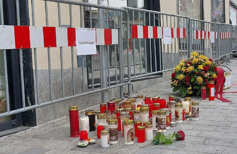 奥地利持刀伤人案致一死五伤 嫌犯受ISIS影响奥地利内政部长卡纳说，涉嫌在奥地利南部持刀伤人的青年，受伊斯兰国组织（ISIS）影响