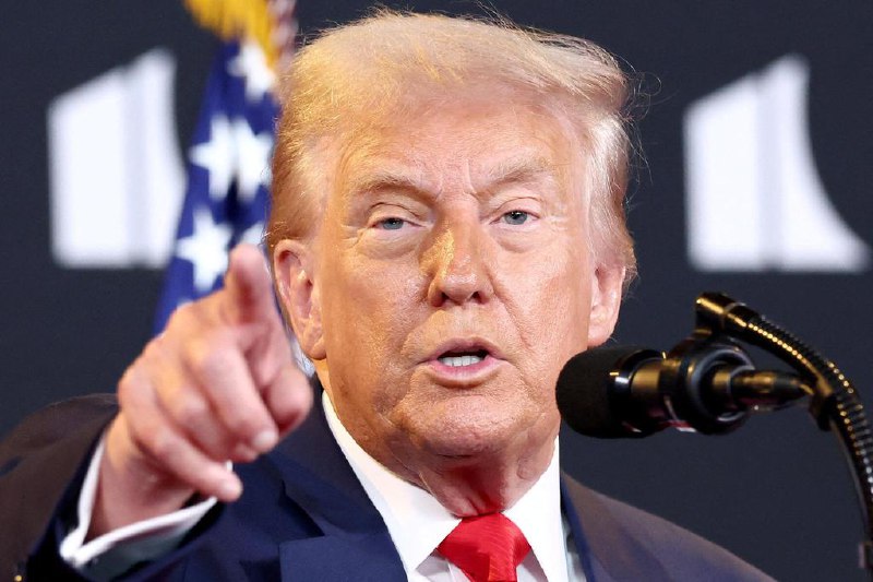 特朗普：不遵守跨性别政策加州学校不获联邦资助美国总统特朗普说，任何不遵守跨性别政策的加利福尼亚州学校将不会获得联邦资助