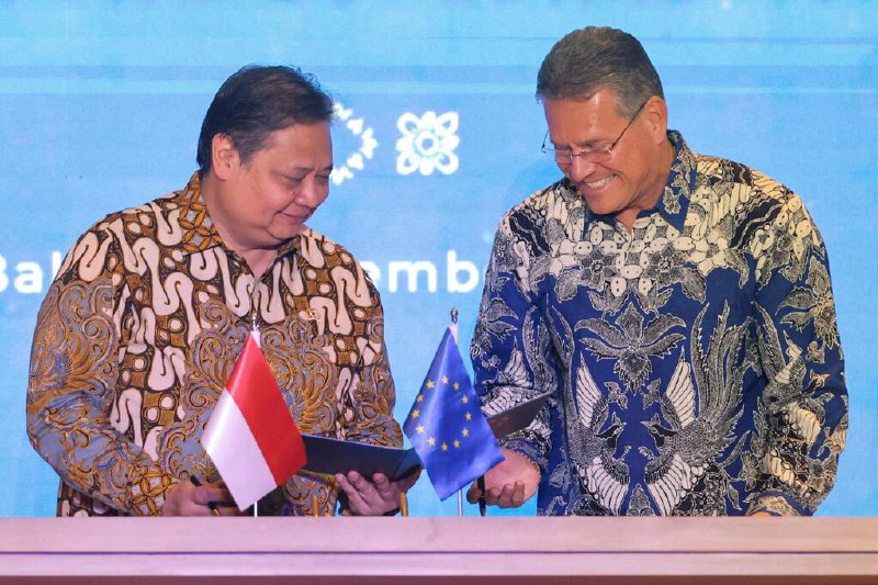 历经10年磋商 印尼欧盟终敲定贸易协定经过10年谈判，印度尼西亚与欧盟终于敲定贸易协定