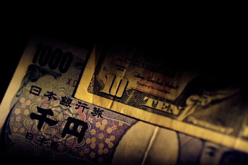 日本34年来首失全球最大债权国地位日本财务省星期二（5月27日）公布的数据显示，截至2024年底，日本对外净资产达创纪录的533.05万亿日元（1美元约合143日元），但不敌德国，下滑至世界第二位