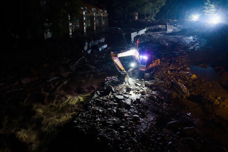 甘肃榆中山洪灾害造成13人死亡中国甘肃省兰州市榆中县山洪灾害已造成13人死亡，30人失联