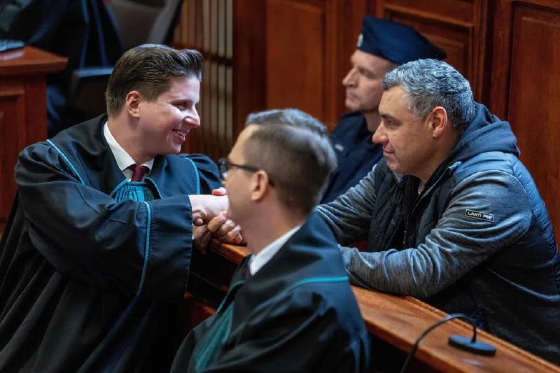 驳回德国引渡申请 波兰法院释放北溪管道爆炸嫌疑人波兰华沙地区法院拒绝将涉嫌参与“北溪”天然气管道爆炸事件的乌克兰籍男子引渡至德国，并撤销针对他的临时拘留措施，裁定立即释放他