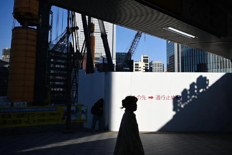 日本三季度GDP修正后降幅扩大日本三季度实际国内生产总值（GDP）修正后，降幅超出此前民间预测的平均值2.0%