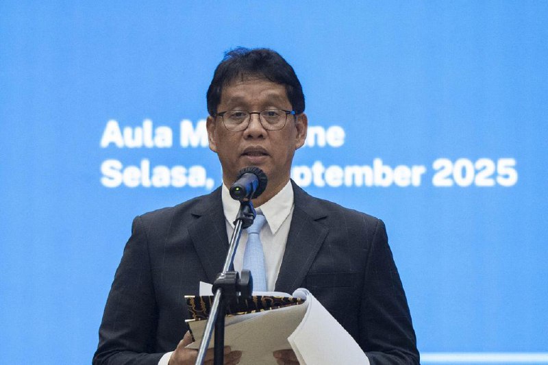 印尼新财长普尔巴亚 承诺将赤字控制在3%以内印度尼西亚新财长普尔巴亚说，他将与央行合作，缓解金融市场的流动性，以释放用于经济活动和政府项目的资金