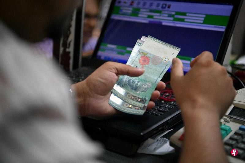 马国令吉有望创50年最佳季度 交易员看涨情绪强烈马来西亚令吉或将录得1973年以来最佳季度表现，如果利率预期能成为决策依据，这一涨势或将延续