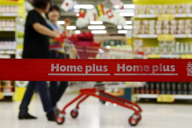 韩国推出“惠民消费券” 今天开放首轮申请韩国总统李在明推出的第一项大规模经济提振政策——“惠民消费券”开放申请