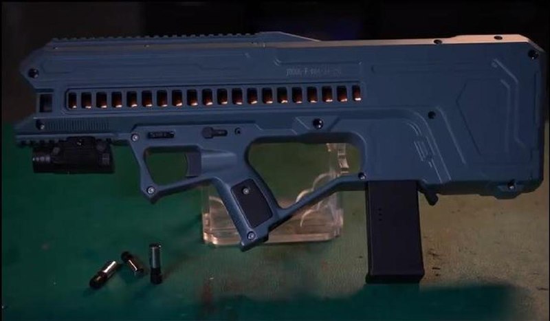 中国新一代电磁枪亮相 无噪声无火光中国官媒央视发布中国新一代电磁枪画面，并介绍这款电磁枪没有噪声也没有火光